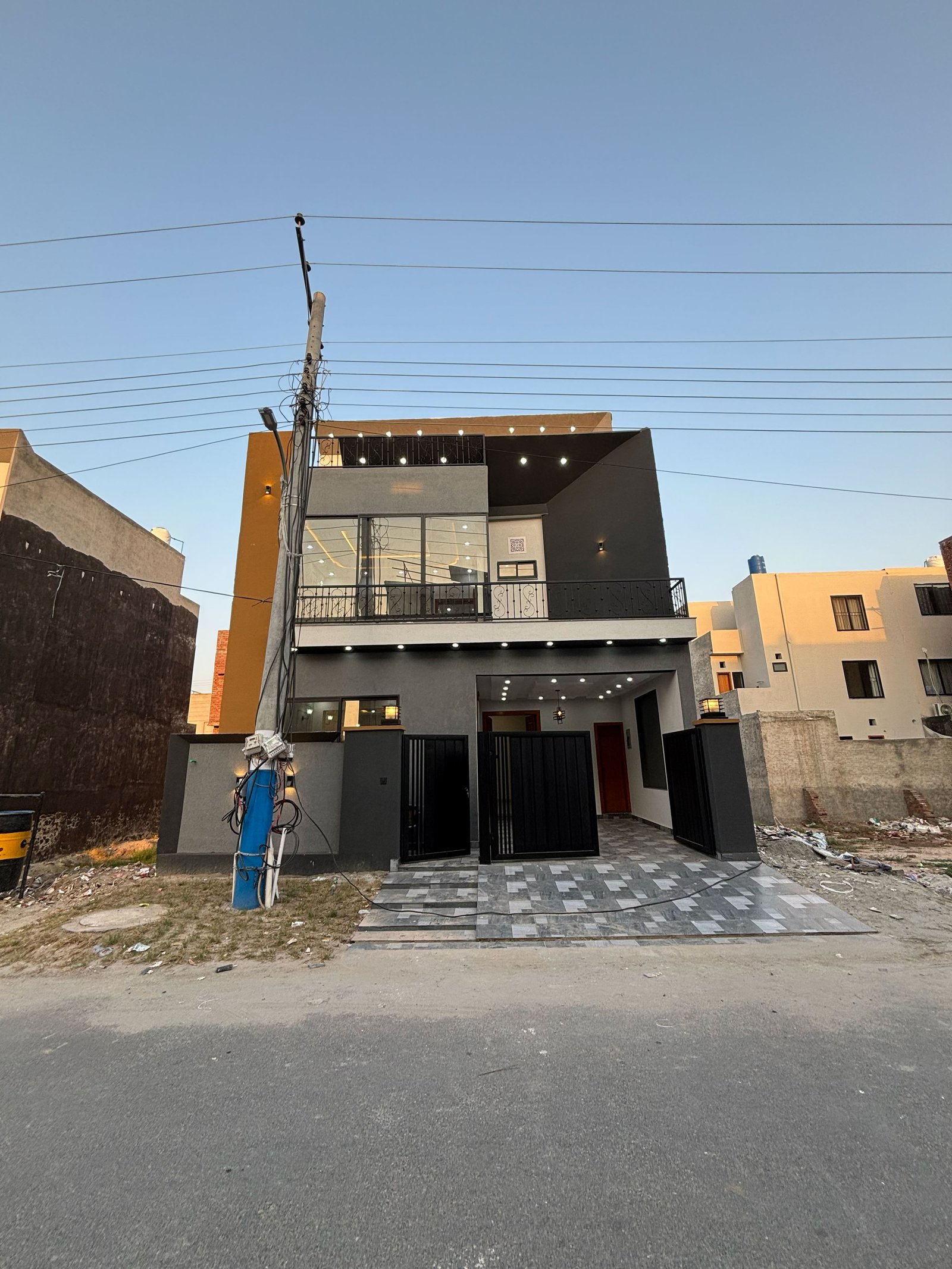 5 Marla Modern House for Sale in Manik Block, Buch Villas Multan